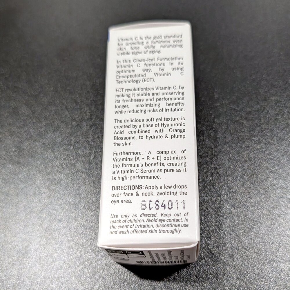 NEW Odacité Brightening Serum, 10mL - Picture 3 of 4